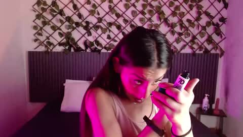 lunaaa_07 online show from 04-20-26, 04:26