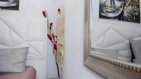 lunaasmithh online show from 05-31-26, 06:09