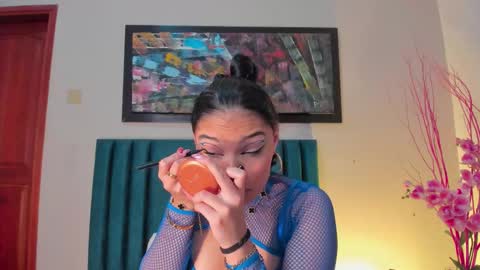 Snapshot of lunaaspen chatting on 10-01-25, 06:03 Luna Aspen online show from 10-01-25, 06:03