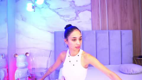 Snapshot of lunablis chatting on 07-28-26, 06:53 LunaBlis online show from 07-28-26, 06:53