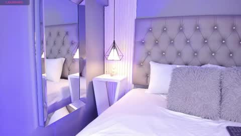 Luna  online show from 12-20-25, 05:09