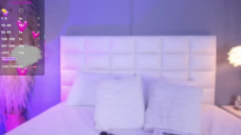 Luna  online show from 04-17-26, 05:05