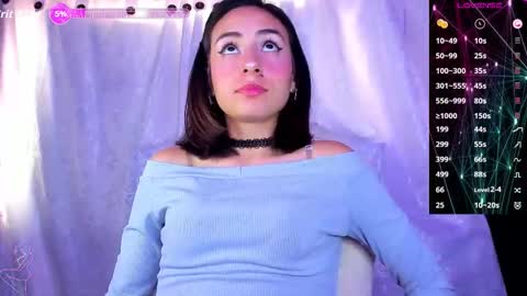 Snapshot of lunacandyy1323 chatting on 10-17-25, 06:10 Luna online show from 10-17-25, 06:10