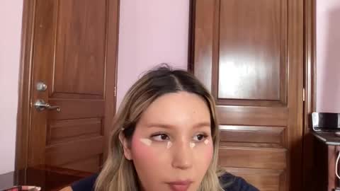 Lunacats online show from 04-27-26, 02:37