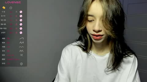 Hello my name is Amanda  online show from 04-24-26, 10:28