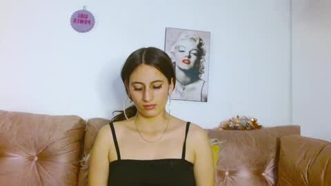 Luna online show from 01-11-25, 01:06