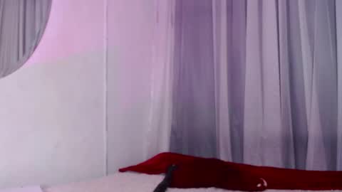 Luna online show from 09-30-25, 02:38