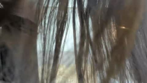 LUNA  online show from 09-22-25, 01:02