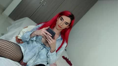  LUNA online show from 01-21-25, 02:33