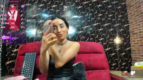 Luna  online show from 05-23-26, 12:09