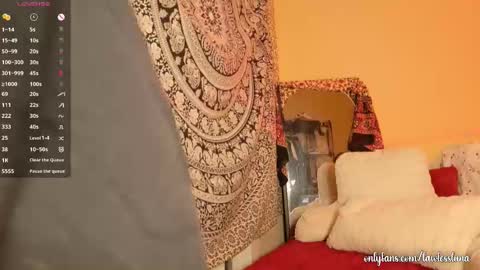 luna dela cruz online show from 10-28-25, 11:18