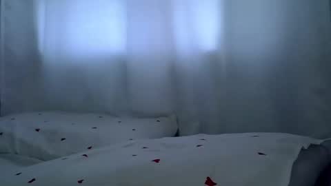 Snapshot of lunalove22_ chatting on 11-23-25, 03:01 lunalove22_ online show from 11-23-25, 03:01