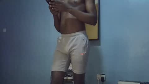 Snapshot of lunalove22_ chatting on 02-02-26, 06:28 lunalove22_ online show from 02-02-26, 06:28