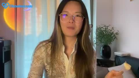 Snapshot of lunalovesuuuuu chatting on 05-19-26, 01:56 Luna online show from 05-19-26, 01:56