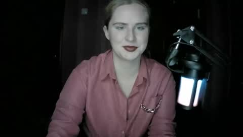 lunamystique_ online show from 10-26-25, 07:20