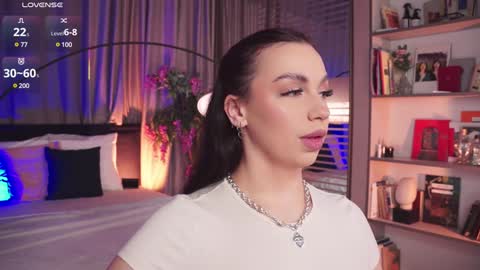 Luna  next streams Mon Fri Sat Sun 8pm-5am gmt0 online show from 02-03-25, 08:46