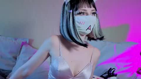 Luna online show from 07-21-26, 02:30