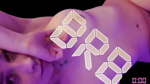 Luna online show from 01-14-25, 10:55