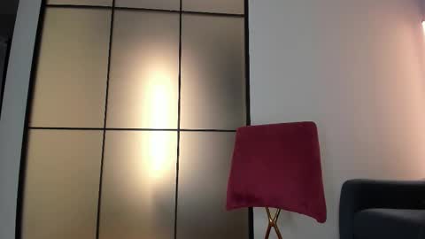 Aisha online show from 10-13-25, 11:32