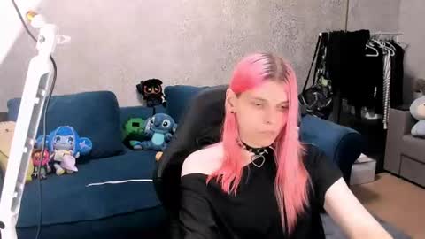 Luna online show from 07-26-26, 11:55