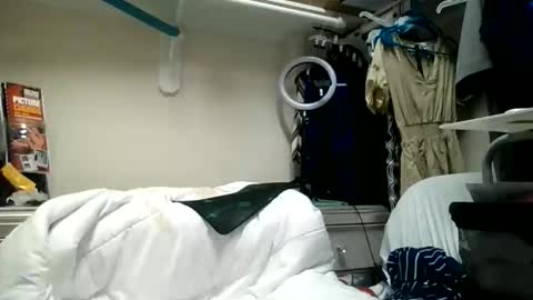 lunapixie2020 online show from 06-06-26, 01:32