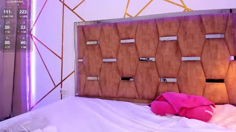 Luna online show from 03-03-25, 06:26