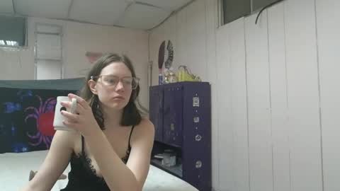 lunaquinn45 online show from 02-12-25, 01:09