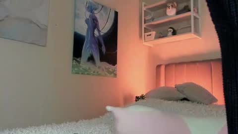 Snapshot of lunar_sofia chatting on 11-08-25, 02:28 Sofia online show from 11-08-25, 02:28