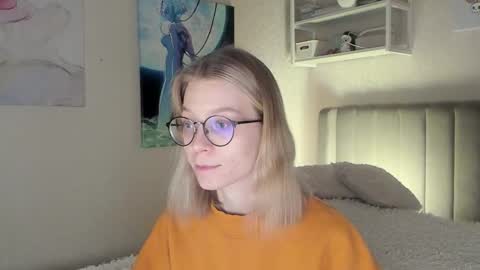 Snapshot of lunar_sofia chatting on 11-27-25, 03:47 Sofia online show from 11-27-25, 03:47