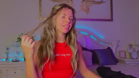 Luna Rishi online show from 10-07-25, 11:40