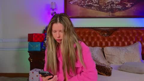 Luna Rishi online show from 12-15-25, 06:06