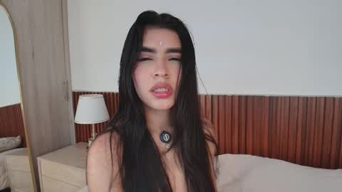 Luna Rousse online show from 04-05-26, 03:15