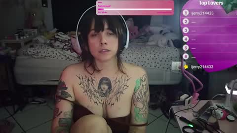 lunarqueen420 online show from 06-27-26, 06:29