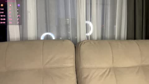 Snapshot of lunarspark chatting on 12-15-25, 03:33 Michelle online show from 12-15-25, 03:33