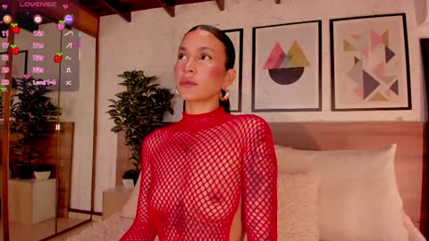 Luna Ruso  online show from 03-30-26, 07:59