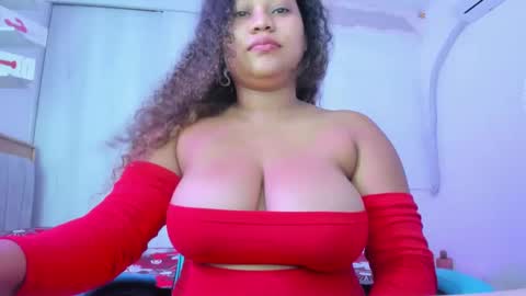 Snapshot of lunastar02 chatting on 10-04-25, 05:00 luna online show from 10-04-25, 05:00