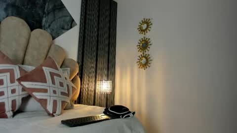 Luna   online show from 04-21-26, 10:21