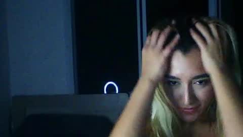 lunavelvvet online show from 07-27-26, 02:51