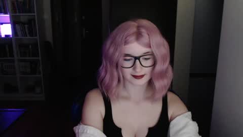 LunaXcherry online show from 03-24-26, 06:57