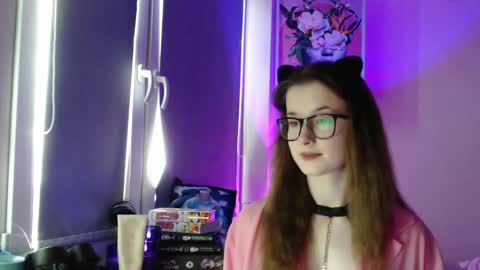 LunaXcherry online show from 05-20-26, 05:19