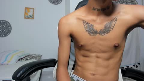 Snapshot of lunay_bigcock420 chatting on 10-06-25, 07:50 lunay_bigcock420 online show from 10-06-25, 07:50