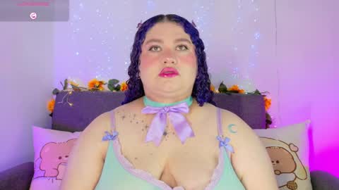 Snapshot of lunitaa_0 chatting on 05-13-26, 12:13 L U N I T A online show from 05-13-26, 12:13
