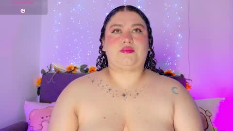 Snapshot of lunitaa_0 chatting on 05-17-26, 12:34 L U N I T A online show from 05-17-26, 12:34
