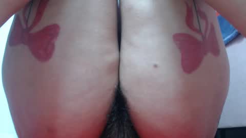 Snapshot of lunitaqueen_ chatting on 01-13-25, 07:43 Luna Tamara online show from 01-13-25, 07:43