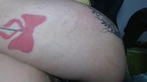 Snapshot of lunitaqueen_ chatting on 03-04-25, 08:35 Luna Tamara online show from 03-04-25, 08:35