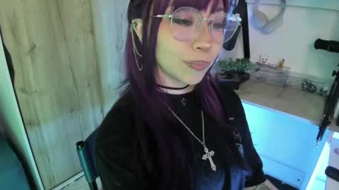 lunivyra online show from 06-29-26, 04:51
