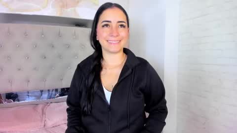 lunna__tylor online show from 11-16-25, 03:28