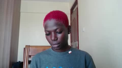 Snapshot of luo_queen chatting on 05-24-26, 09:47 luo_queen online show from 05-24-26, 09:47