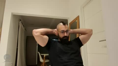Snapshot of lupal2 chatting on 06-19-26, 02:27 Lupal2 online show from 06-19-26, 02:27