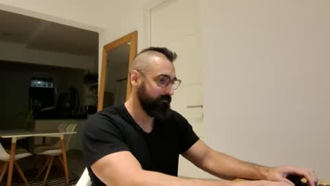 Snapshot of lupal2 chatting on 06-20-26, 01:41 Lupal2 online show from 06-20-26, 01:41